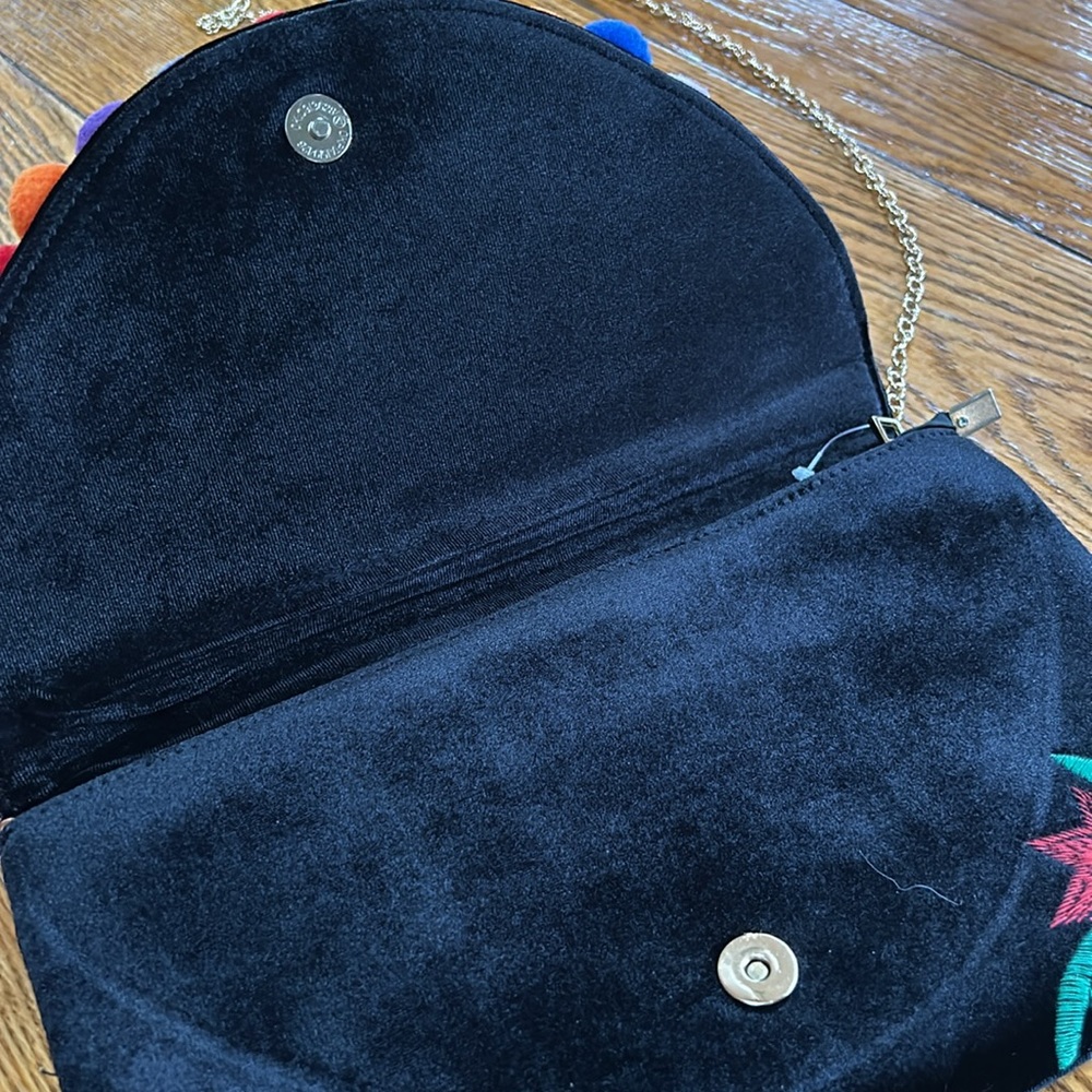 Black velour shoulder bag, chain strap, embroidered and pompom details. - Picture 4 of 12